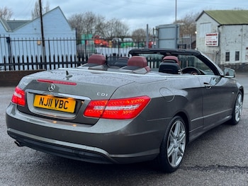 Used Mercedes-Benz E Class 2011 for sale - 78319341: Photo