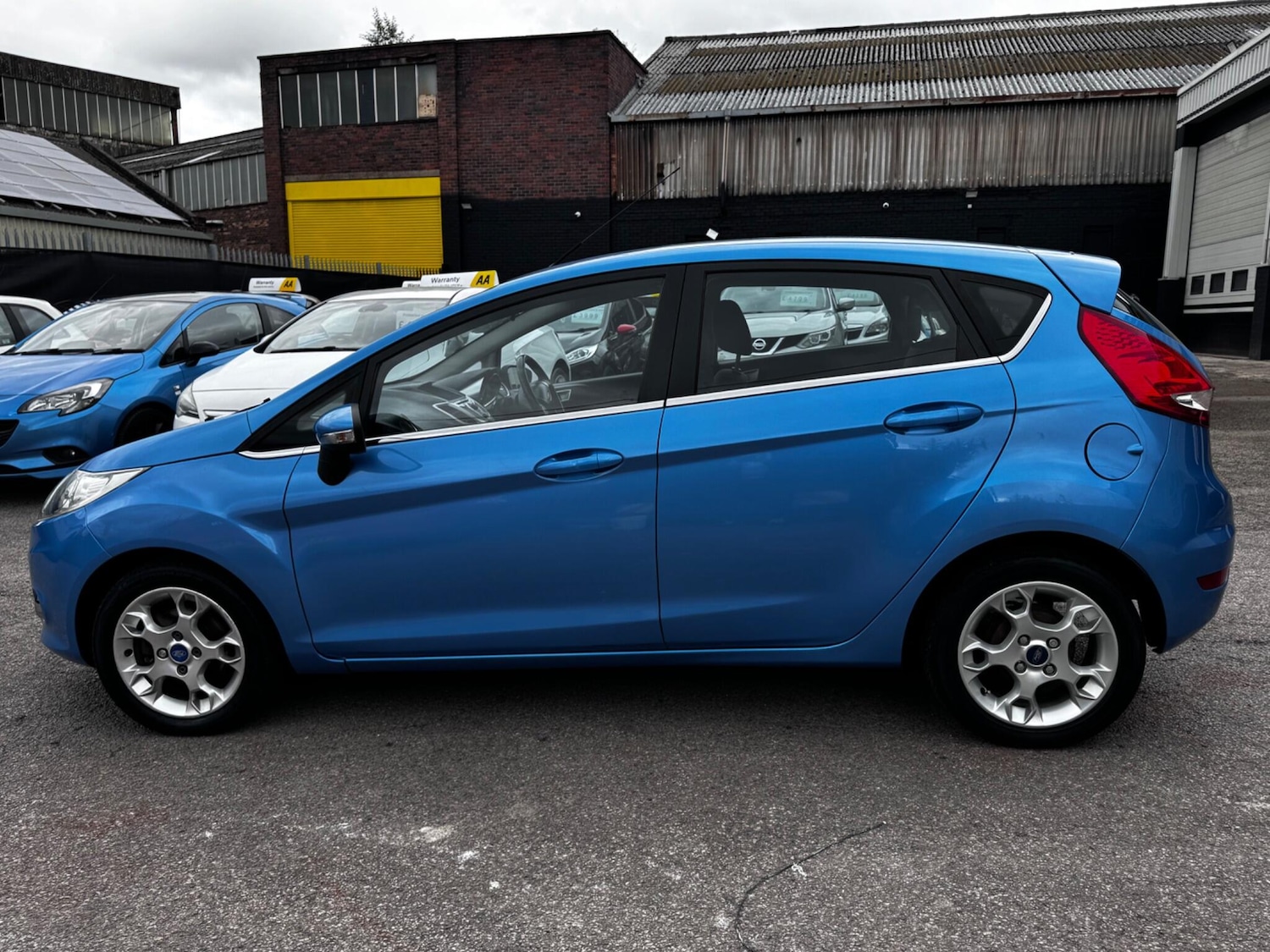 Used Ford Fiesta 2012 for sale - 76194041: Photo 2