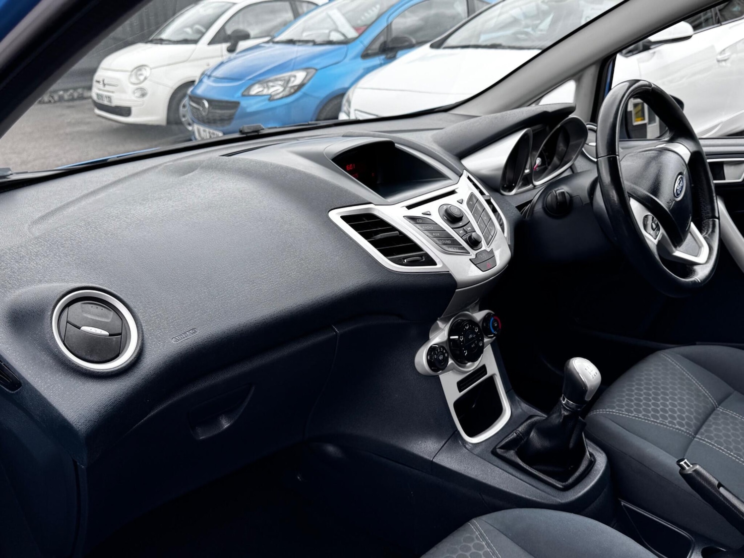 Used Ford Fiesta 2012 for sale - 76194041: Photo 9