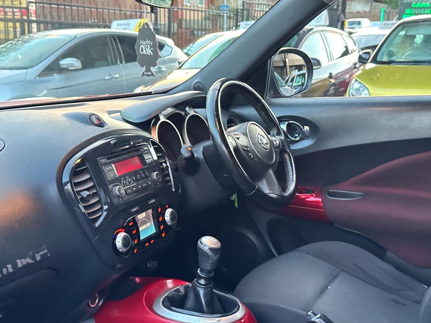 Used Nissan Juke 2011 for sale - 76990111: Photo 20