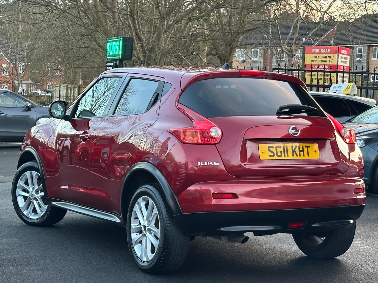 Used Nissan Juke 2011 for sale - 76990111: Photo 3