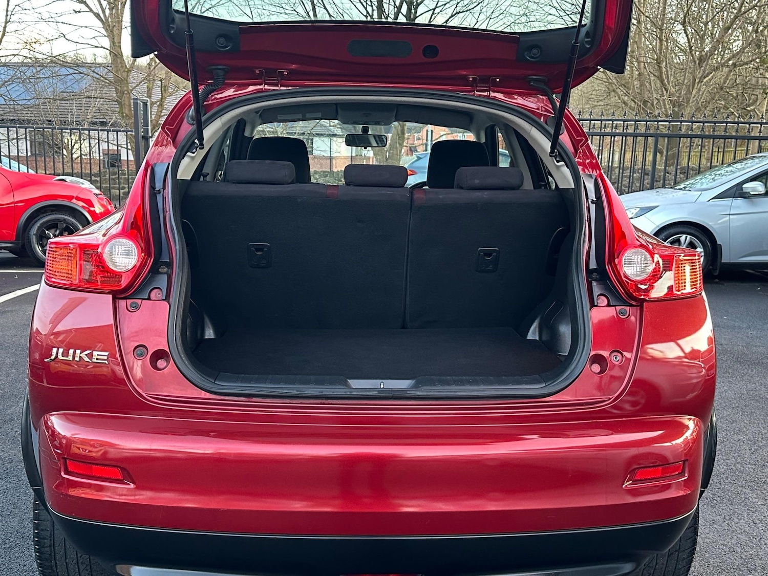 Used Nissan Juke 2011 for sale - 76990111: Photo 35