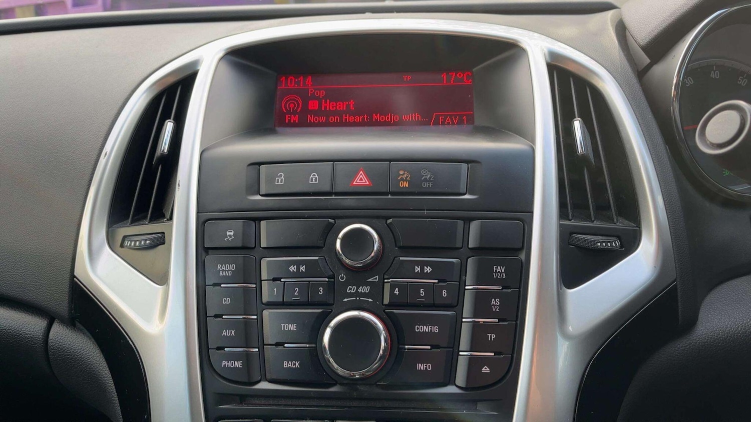 Used Vauxhall Astra 2013 for sale - 78128200: Photo 10