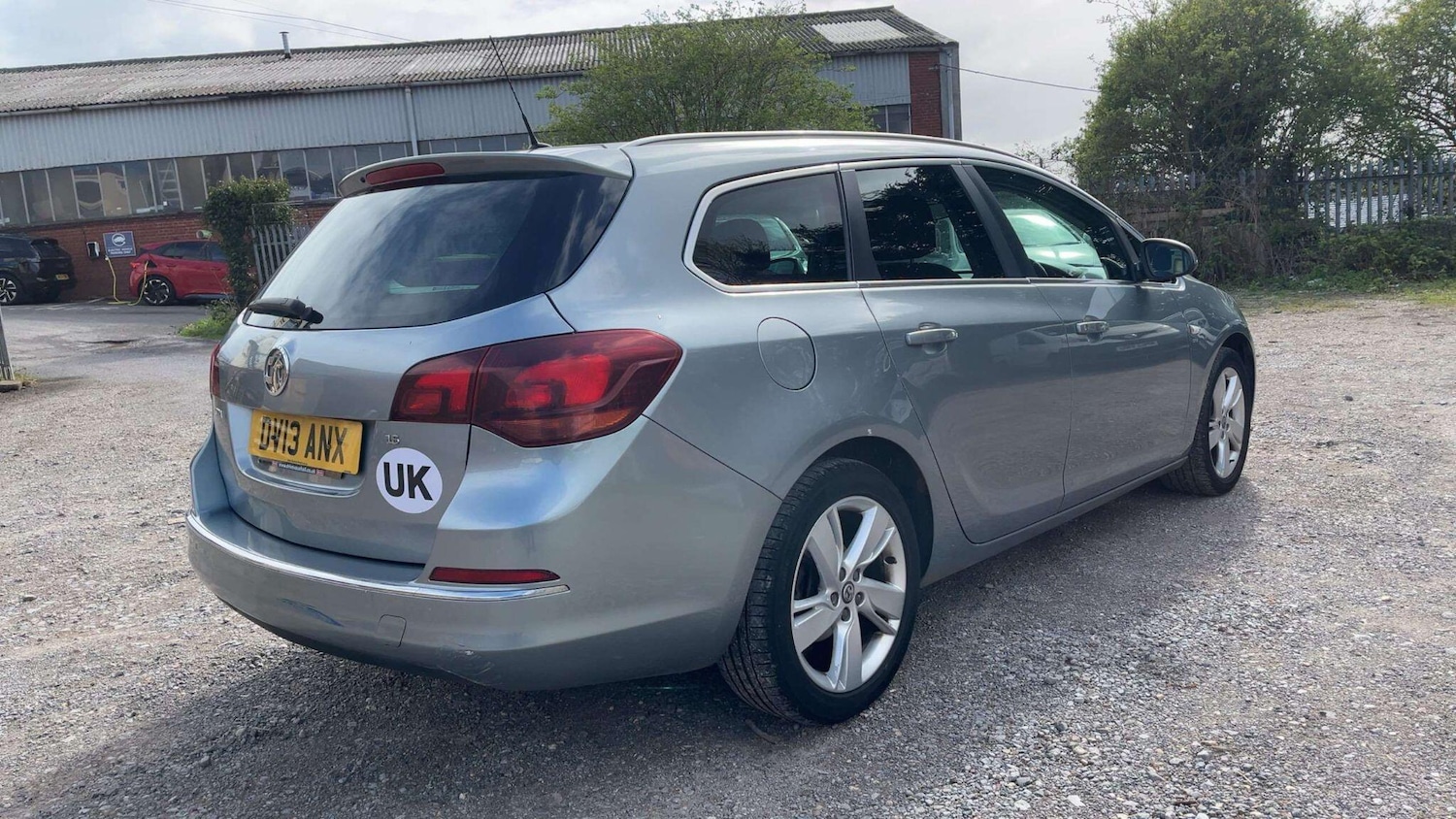 Used Vauxhall Astra 2013 for sale - 78128200: Photo 6