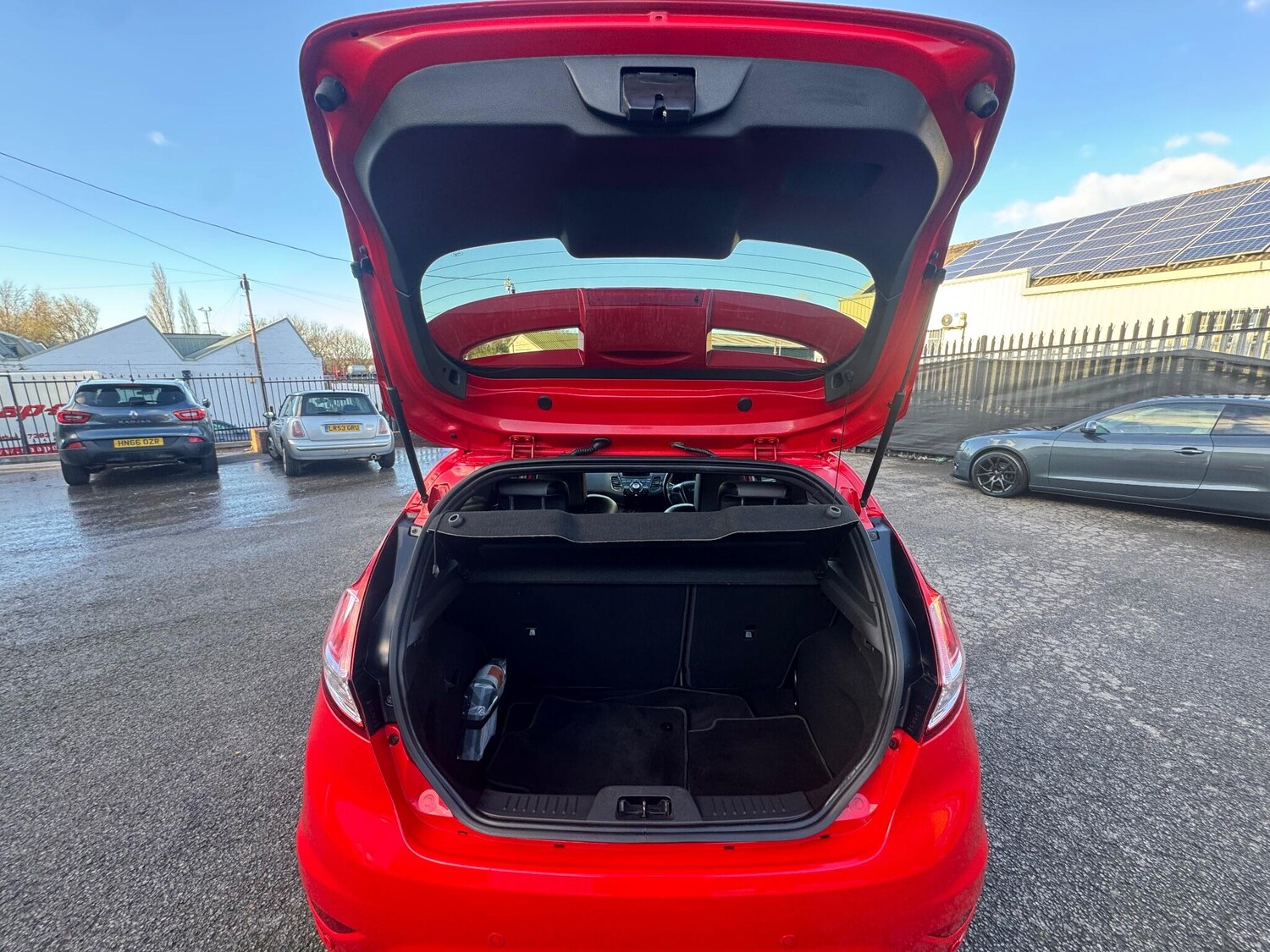 Used Ford Fiesta 2014 for sale - 76607673: Photo 15