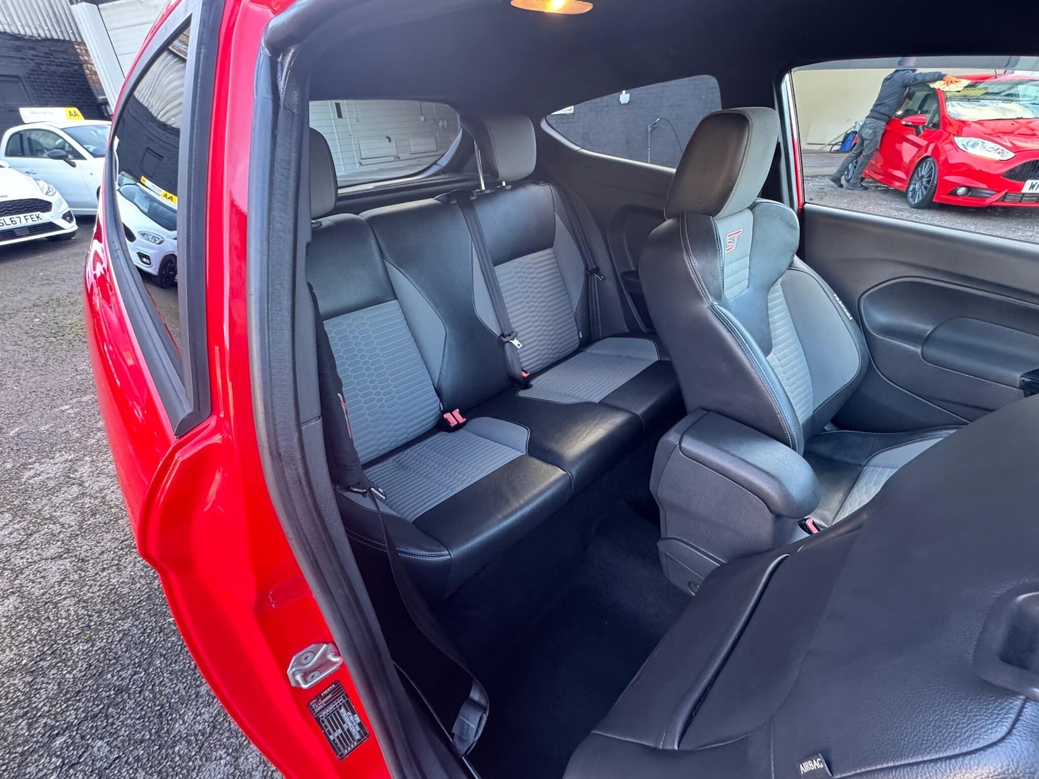 Used Ford Fiesta 2014 for sale - 76607673: Photo 29