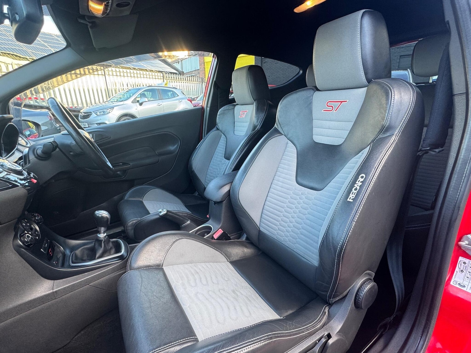 Used Ford Fiesta 2014 for sale - 76607673: Photo 34