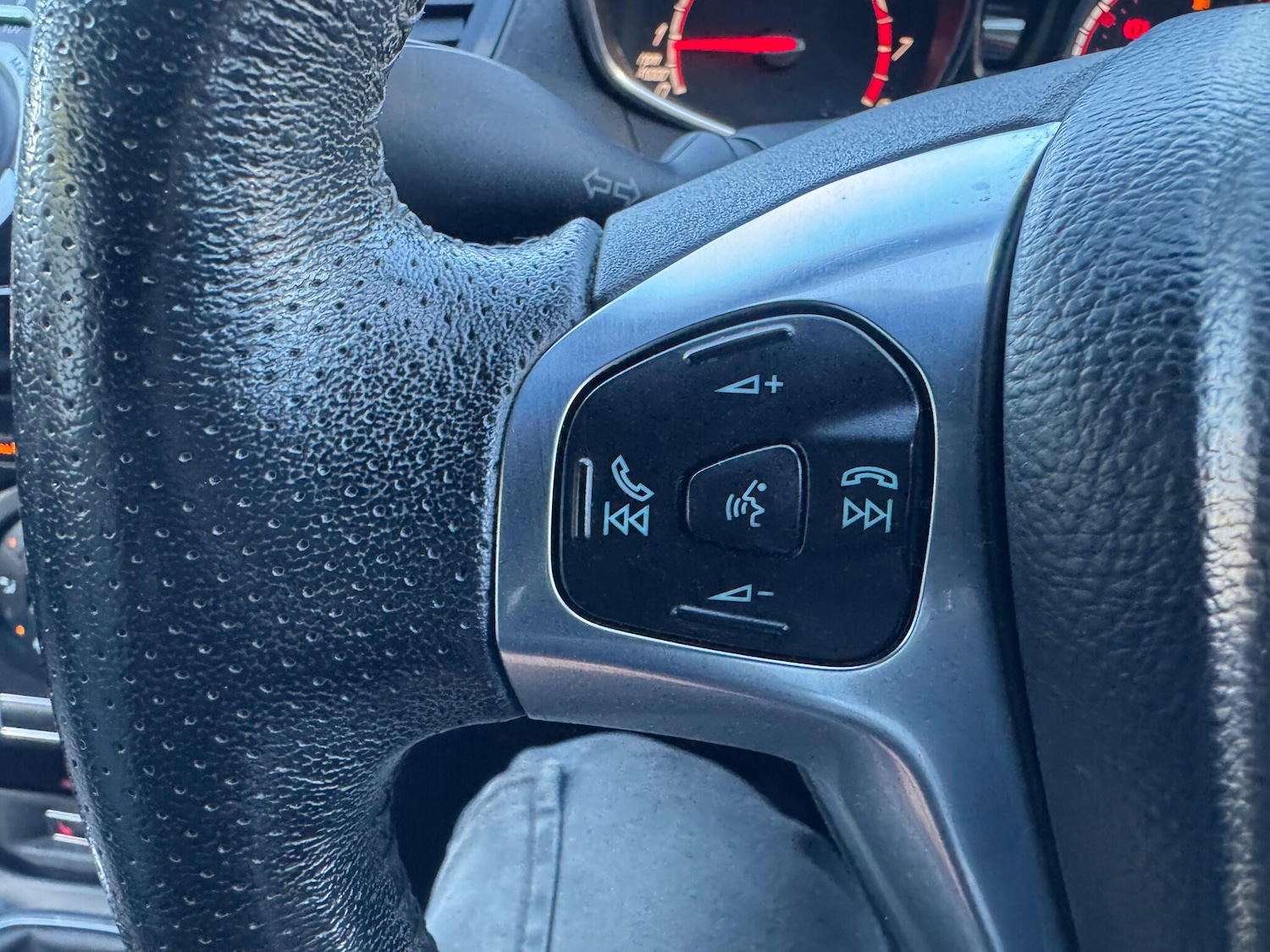 Used Ford Fiesta 2014 for sale - 76607673: Photo 41