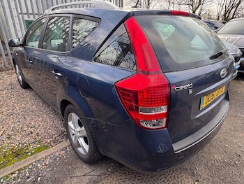 Used Kia Ceed 2011 for sale - 77993643: Photo