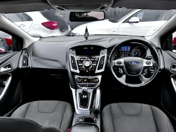 Used Ford Focus 2011 for sale - 76194042: Photo