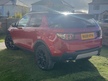 Used Land Rover Discovery Sport 2018 for sale - 76473448: Photo