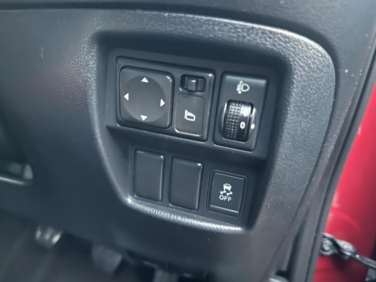 Used Nissan Juke 2011 for sale - 76194046: Photo 30