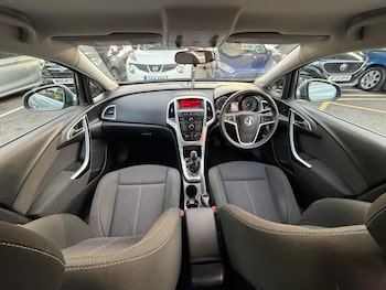 Used Vauxhall Astra 2013 for sale - 78741263: Photo