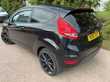 Used Ford Fiesta 2011 for sale - 76239720: Photo