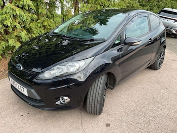 Used Ford Fiesta 2011 for sale - 76239720: Photo