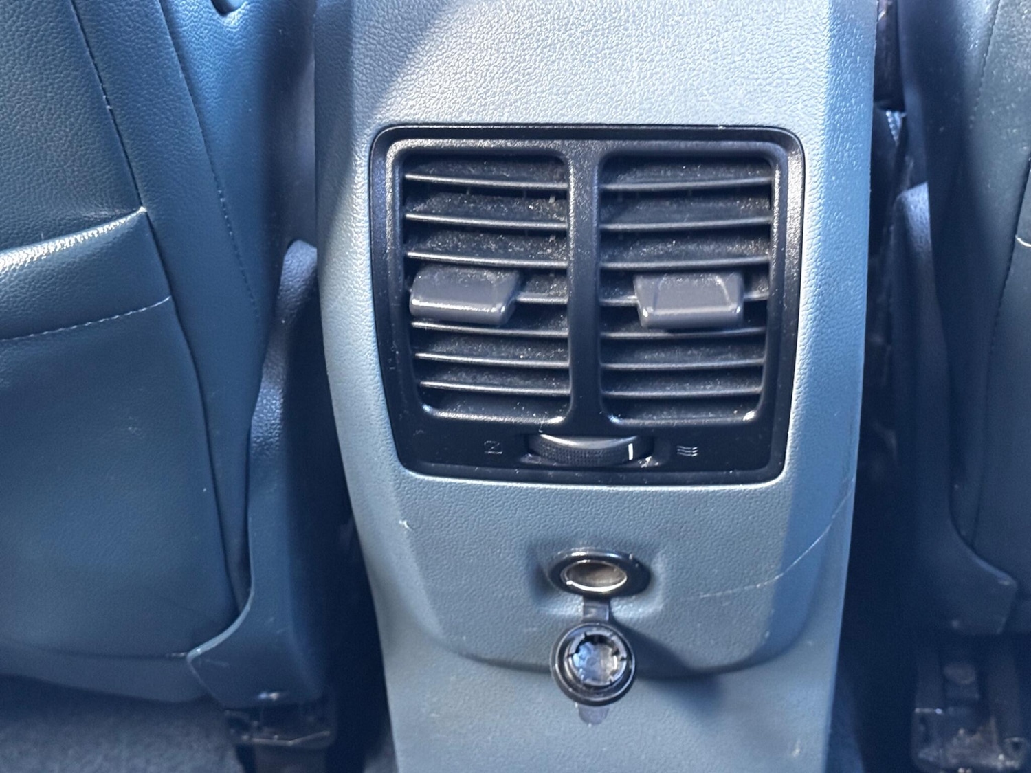 Used Ford C-Max 2013 for sale - 76371234: Photo 25