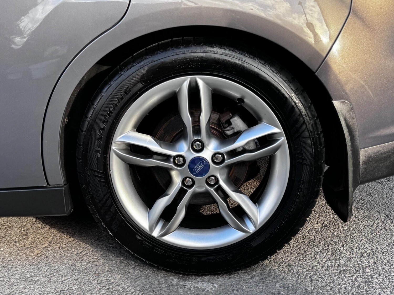 Used Ford C-Max 2013 for sale - 76371234: Photo 32