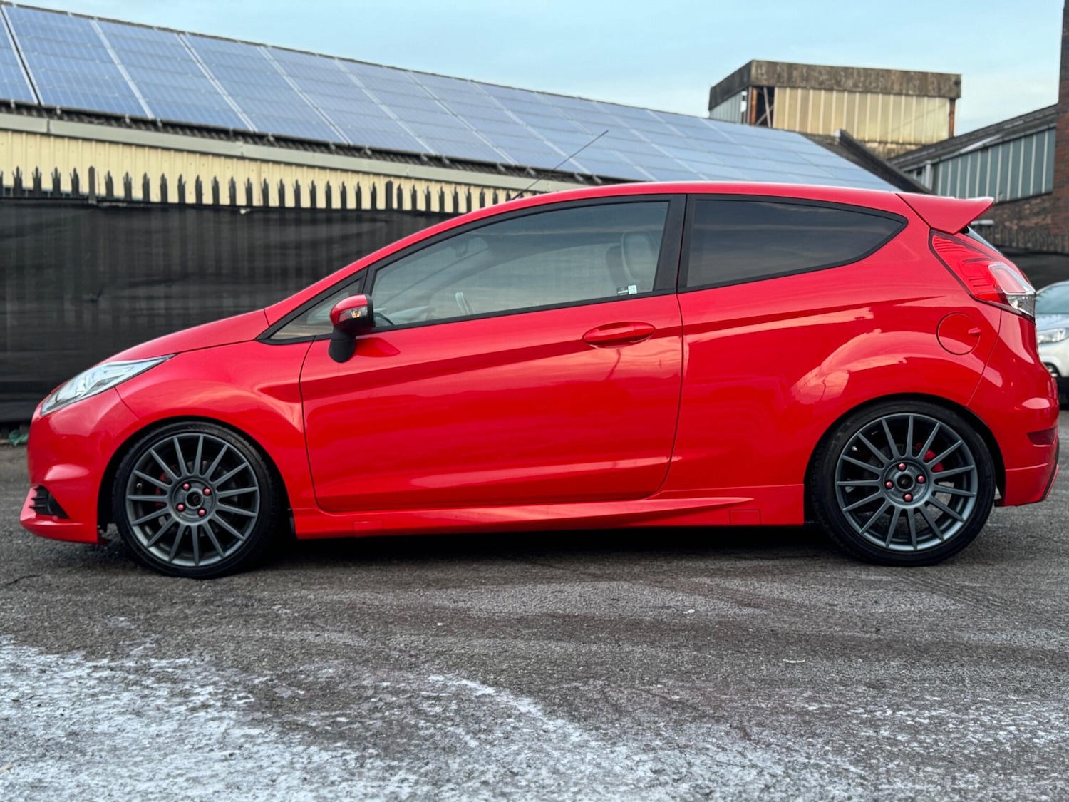 Used Ford Fiesta 2014 for sale - 77524981: Photo 2