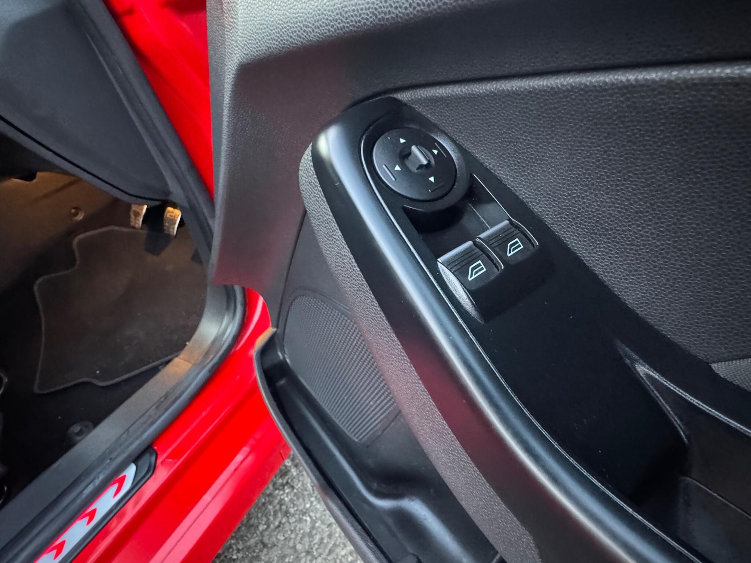 Used Ford Fiesta 2014 for sale - 77524981: Photo 36