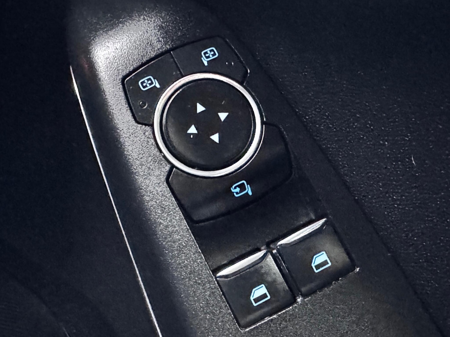 Used Ford Fiesta 2017 for sale - 76194039: Photo 28