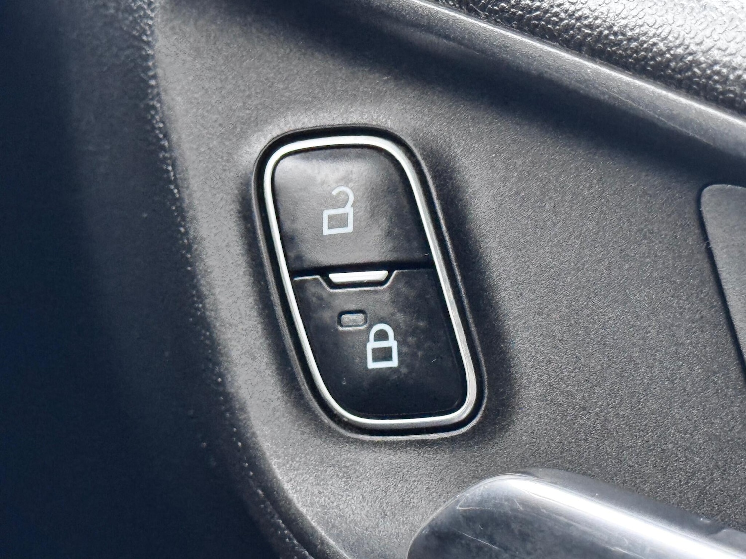 Used Ford Fiesta 2017 for sale - 76194039: Photo 29