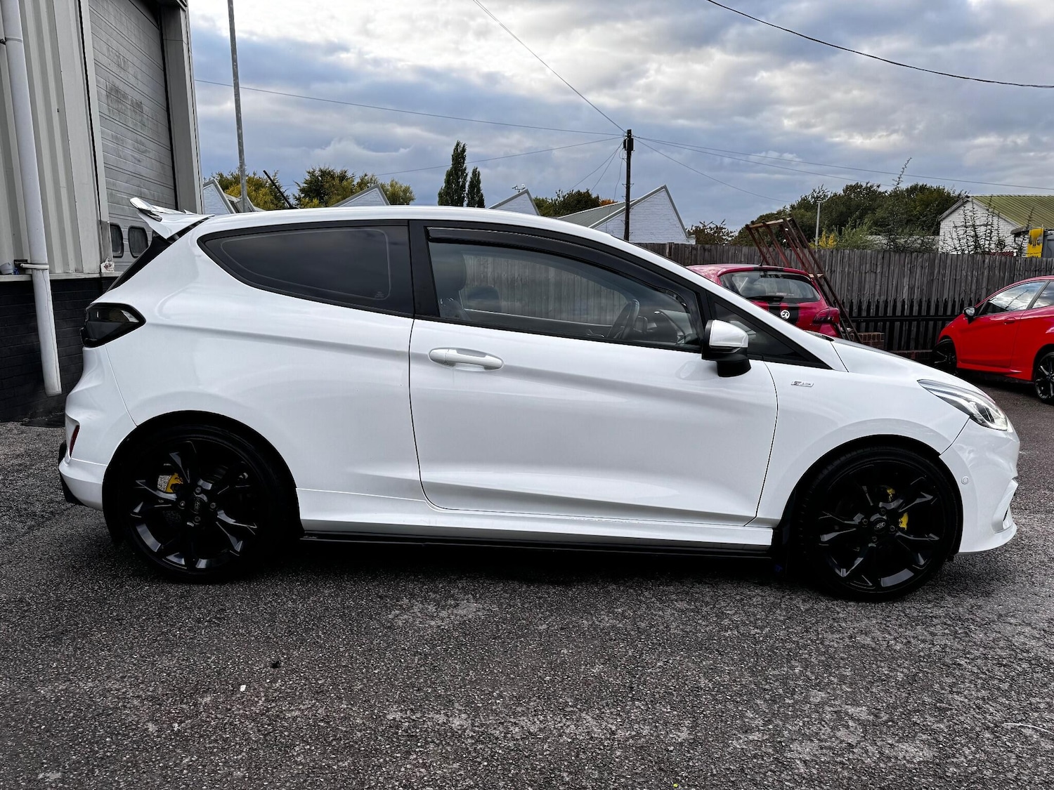 Used Ford Fiesta 2017 for sale - 76194039: Photo 3