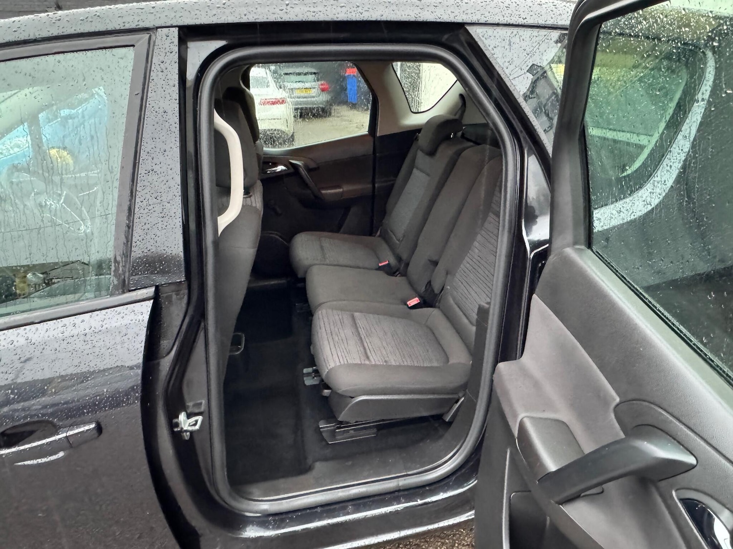 Used Vauxhall Meriva 2015 for sale - 76996165: Photo 25