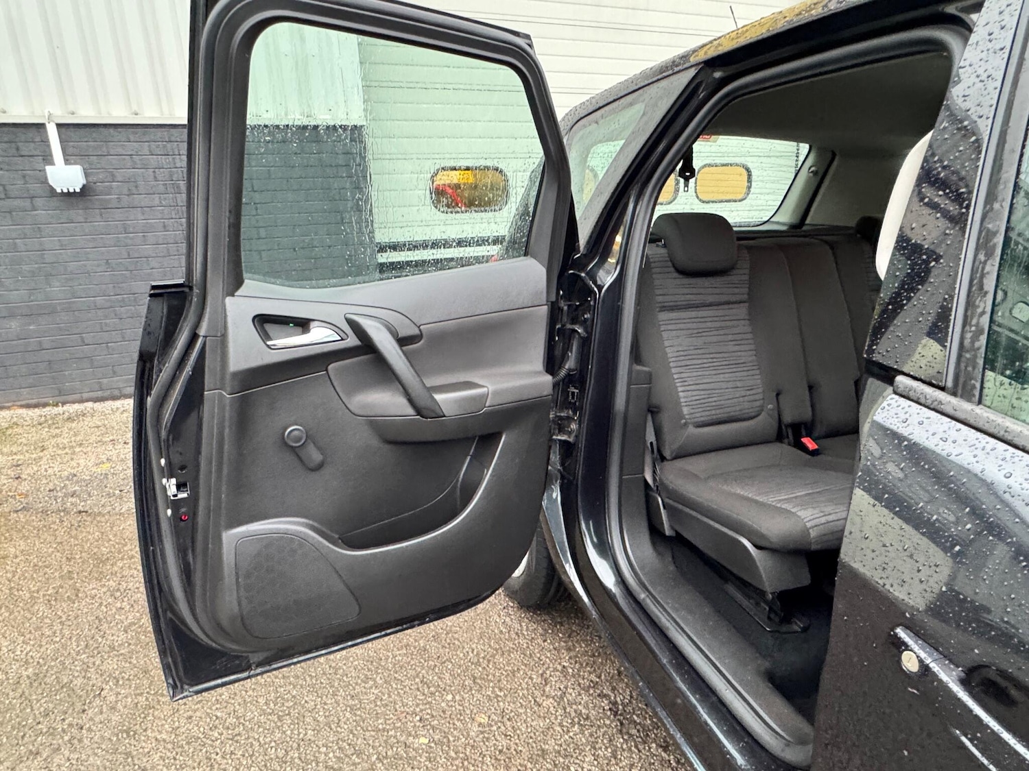 Used Vauxhall Meriva 2015 for sale - 76996165: Photo 35