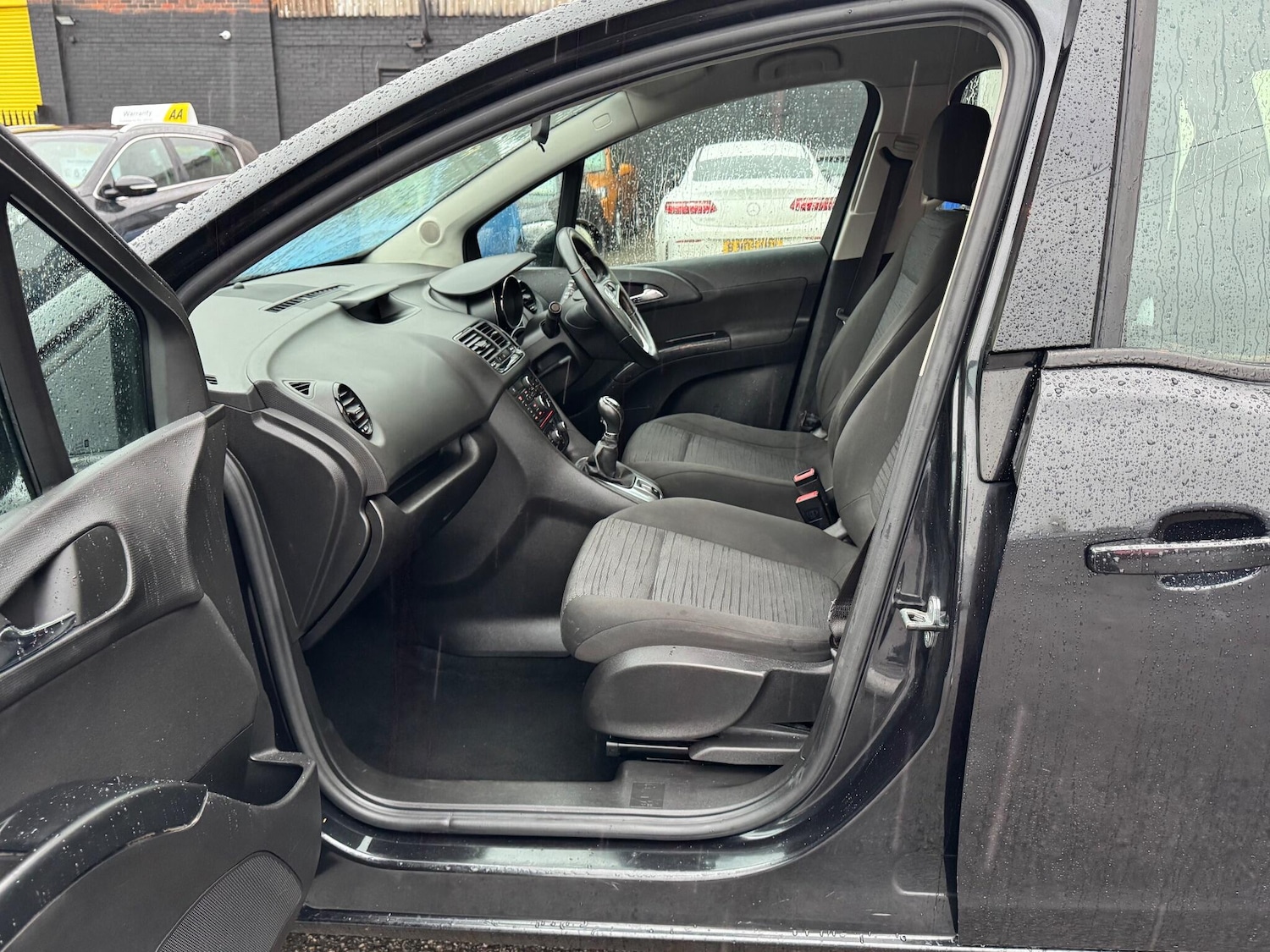 Used Vauxhall Meriva 2015 for sale - 76996165: Photo 54