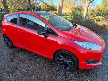 Used Ford Fiesta 2015 for sale - 76855848: Photo