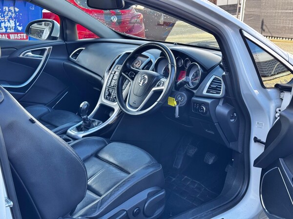 Used Vauxhall Astra GTC 2012 for sale - 76226808: Photo 28