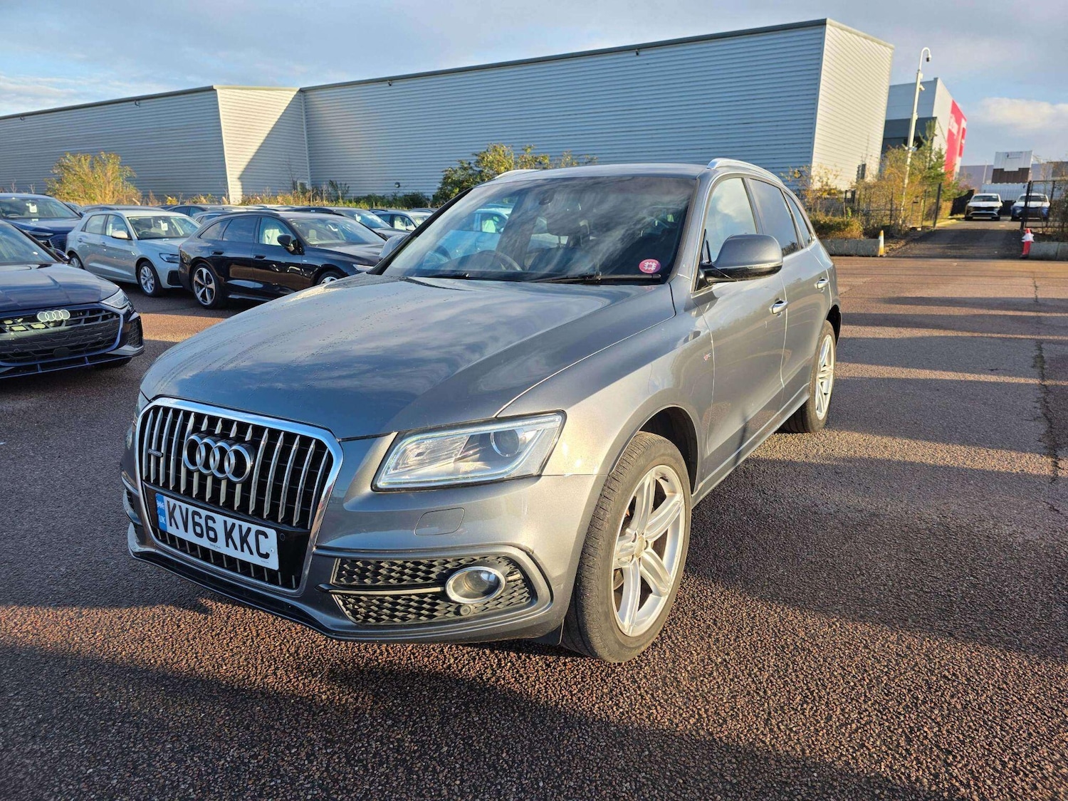 Used Audi Q5 2016 for sale - 76976645: Photo 4