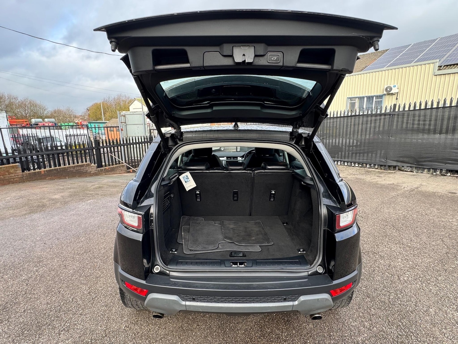 Used Land Rover Range Rover Evoque 2017 for sale - 77016170: Photo 13