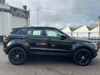 Used Land Rover Range Rover Evoque 2017 for sale - 77016170: Photo