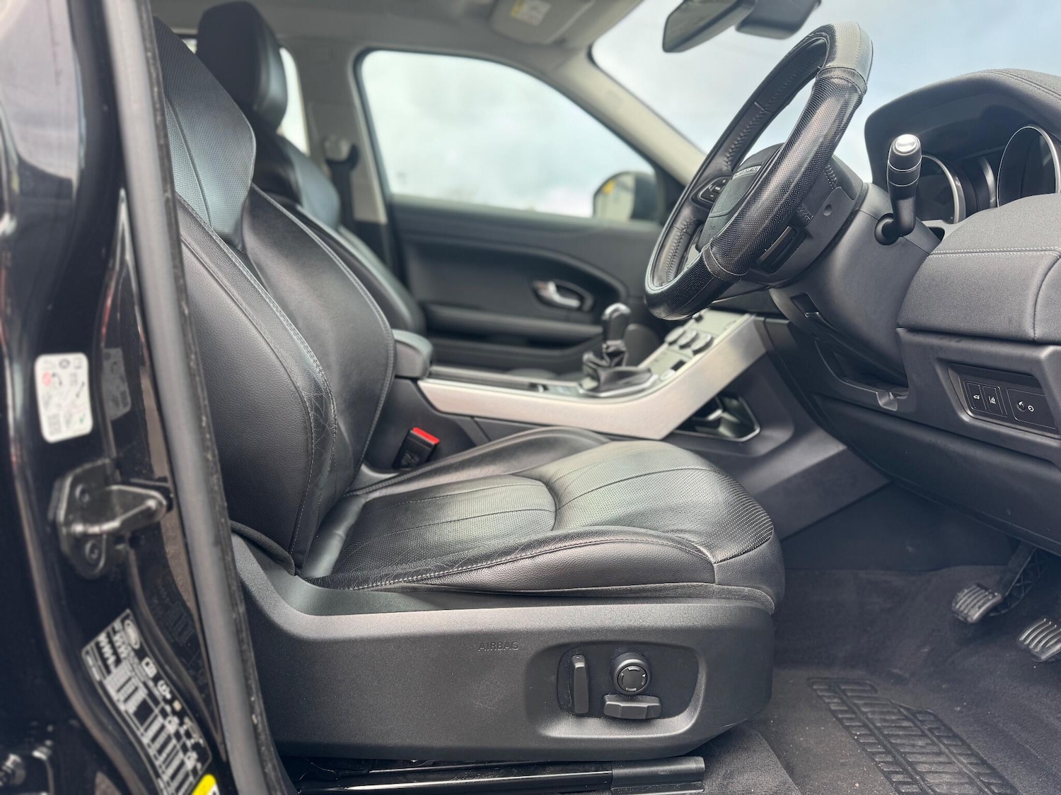 Used Land Rover Range Rover Evoque 2017 for sale - 77016170: Photo 31