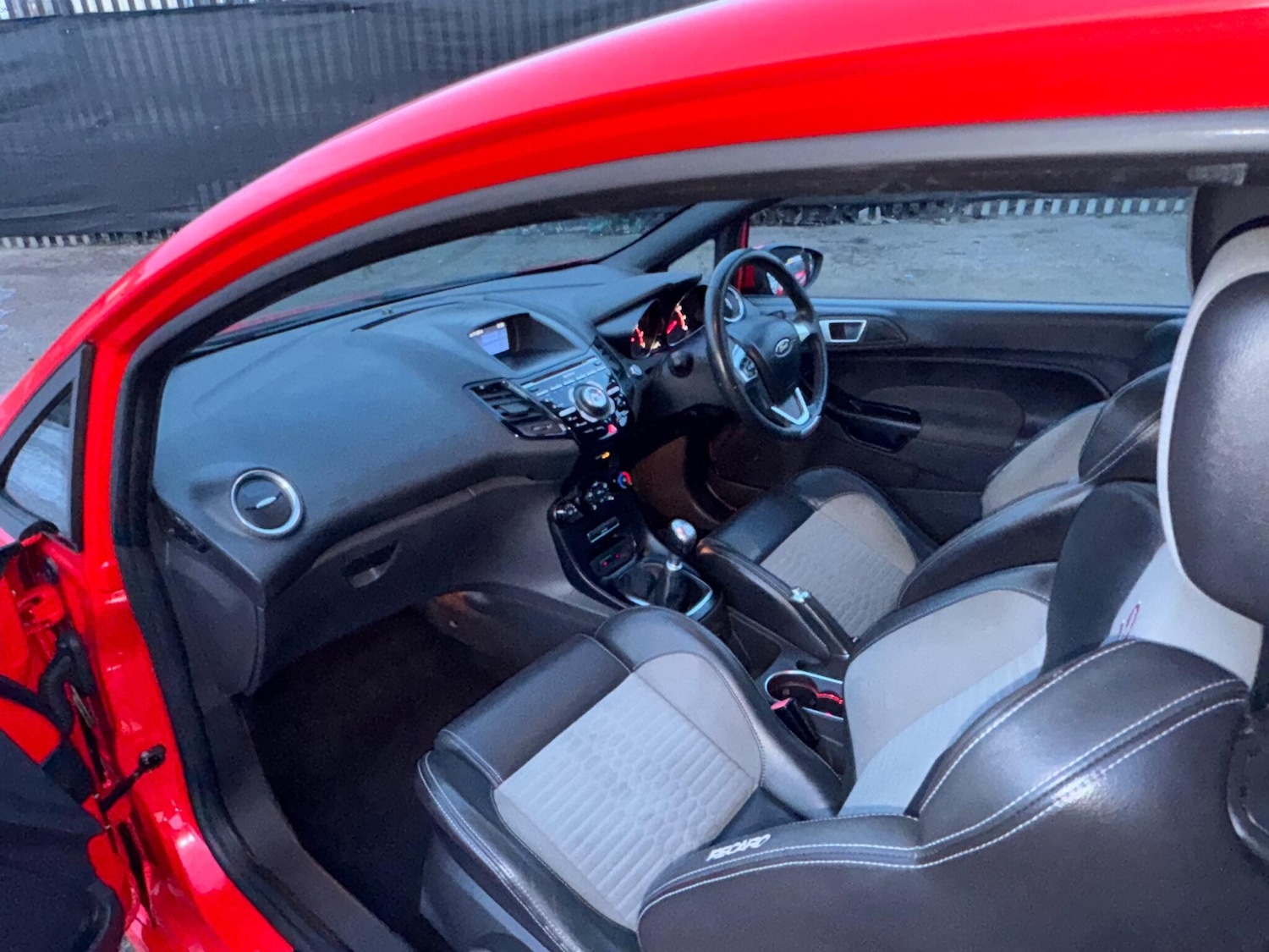 Used Ford Fiesta 2014 for sale - 76592704: Photo 29