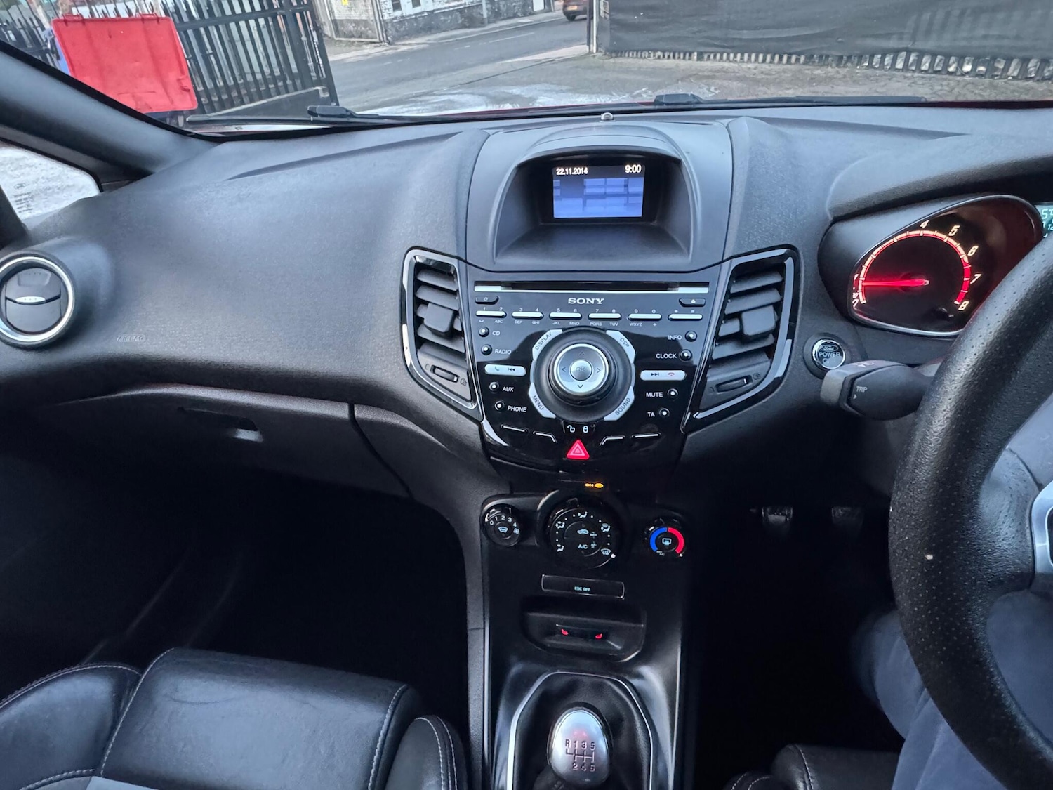 Used Ford Fiesta 2014 for sale - 76592704: Photo 30