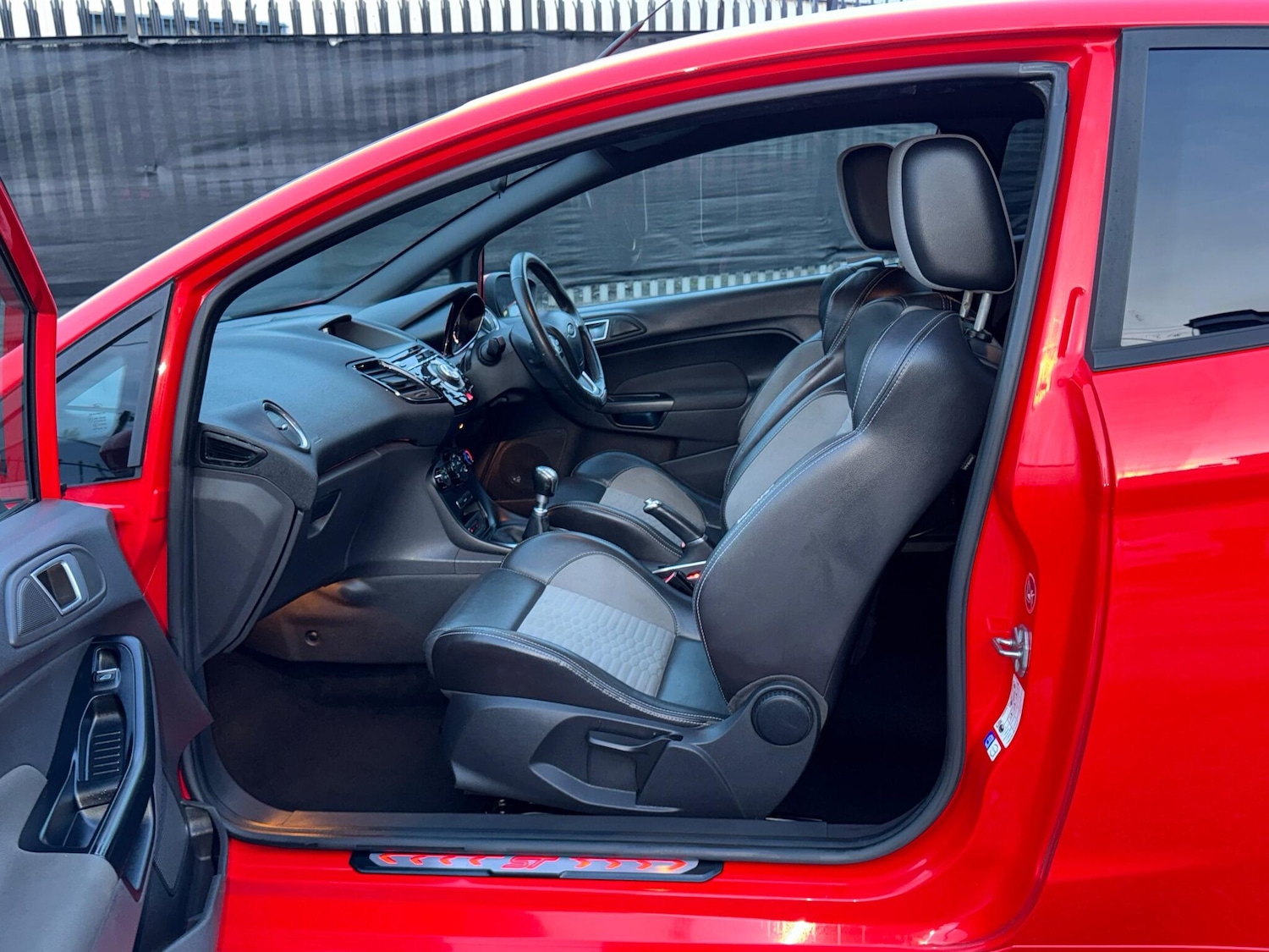 Used Ford Fiesta 2014 for sale - 76592704: Photo 43