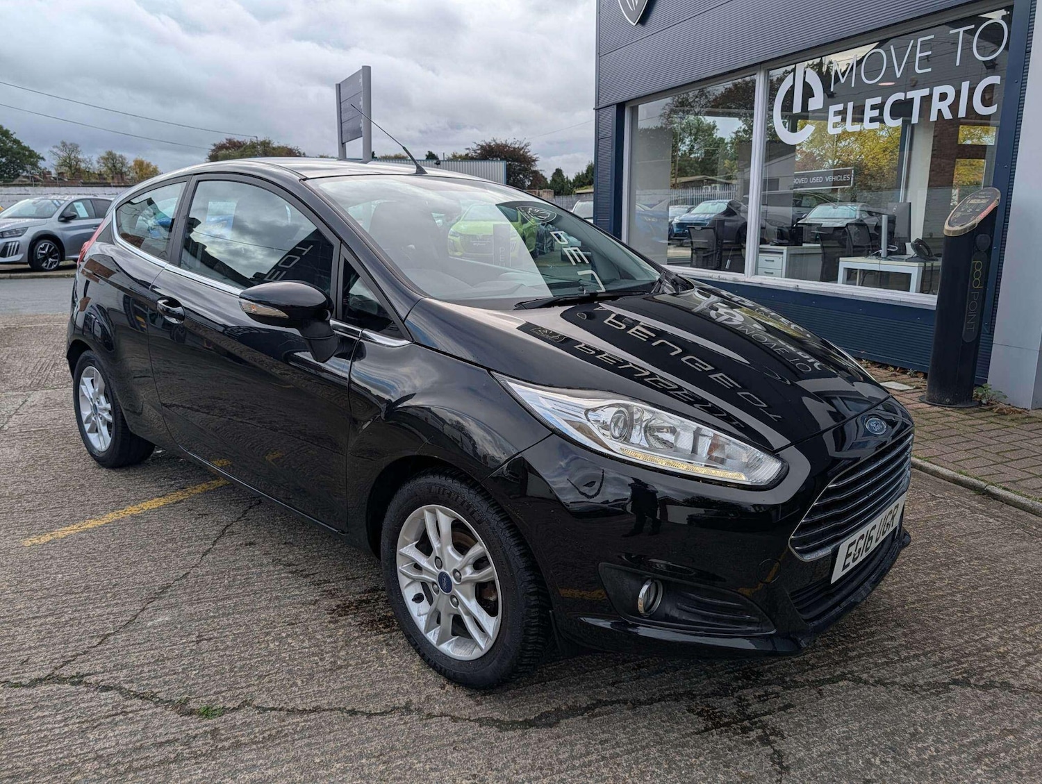 Used Ford Fiesta 2016 for sale - 76423098: Photo 1
