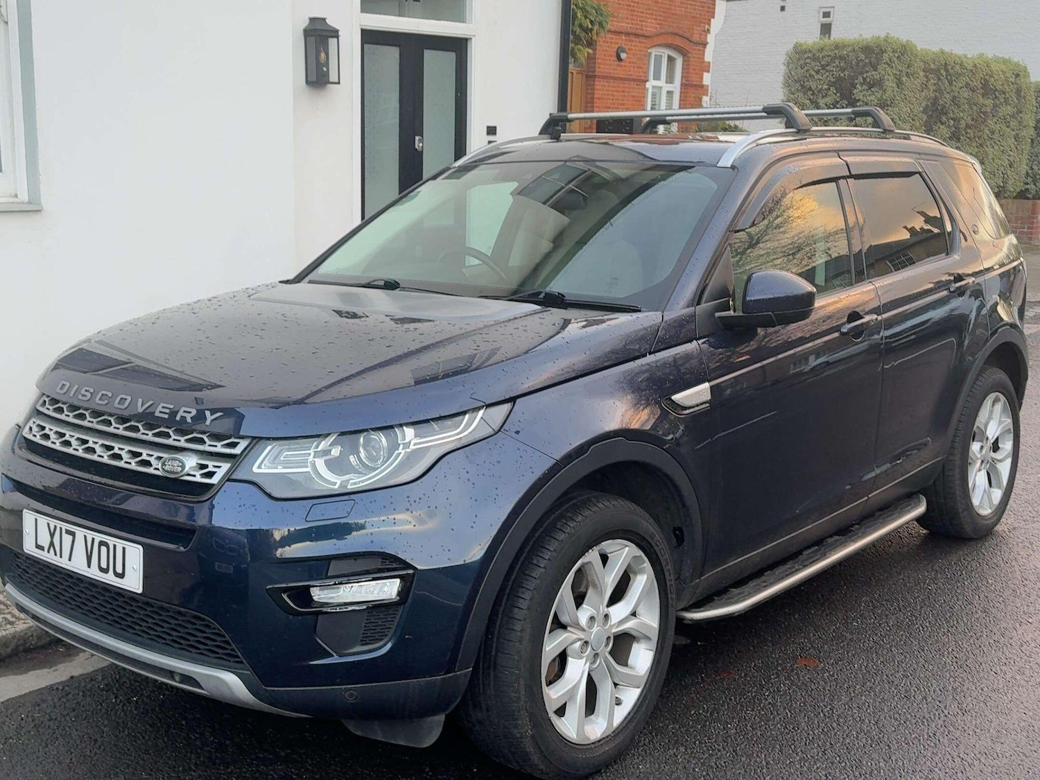 Used Land Rover Discovery Sport 2017 for sale - 76855955: Photo 2