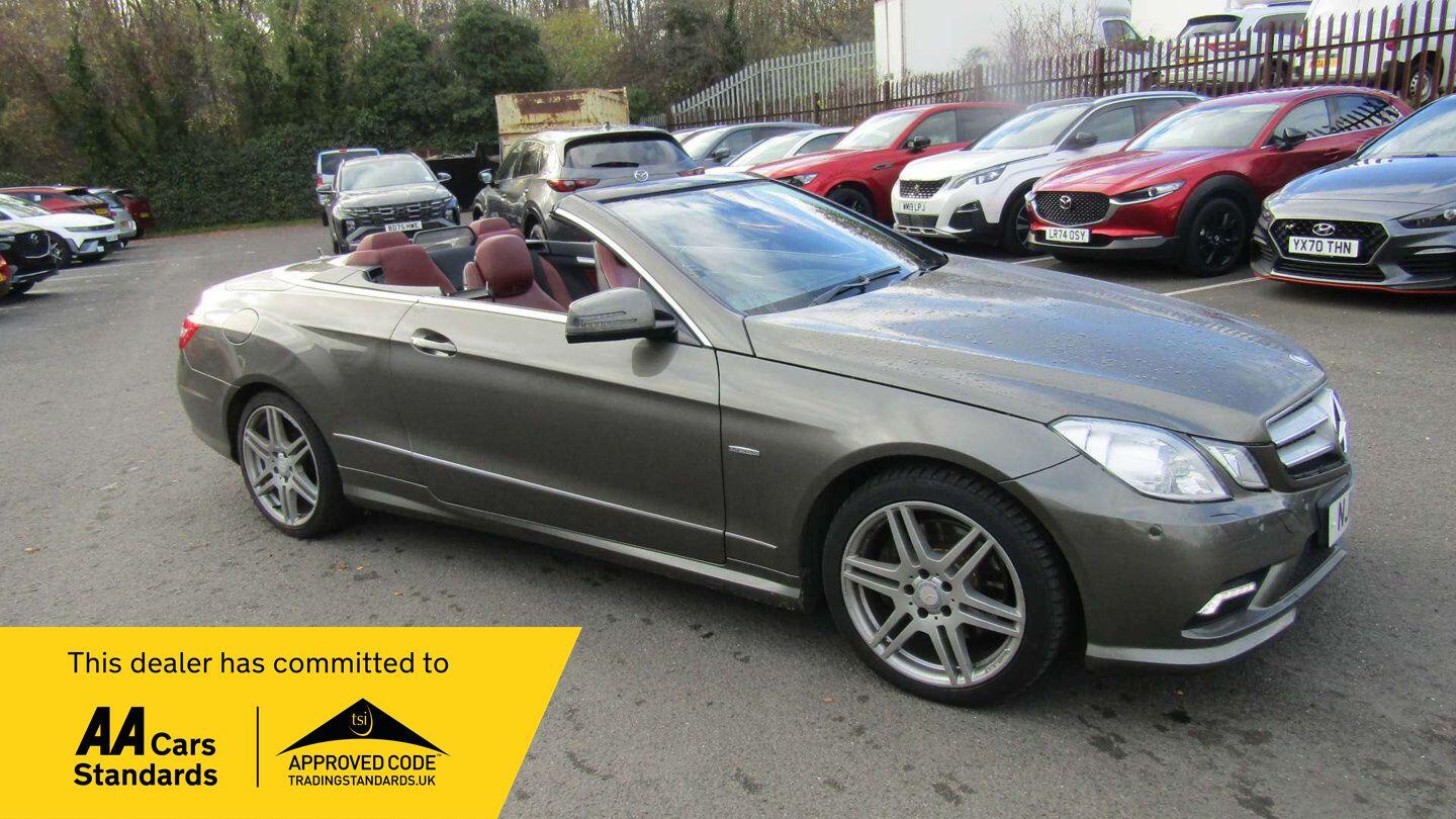 Used Mercedes-Benz E Class 2011 for sale - 76913888: Photo 1