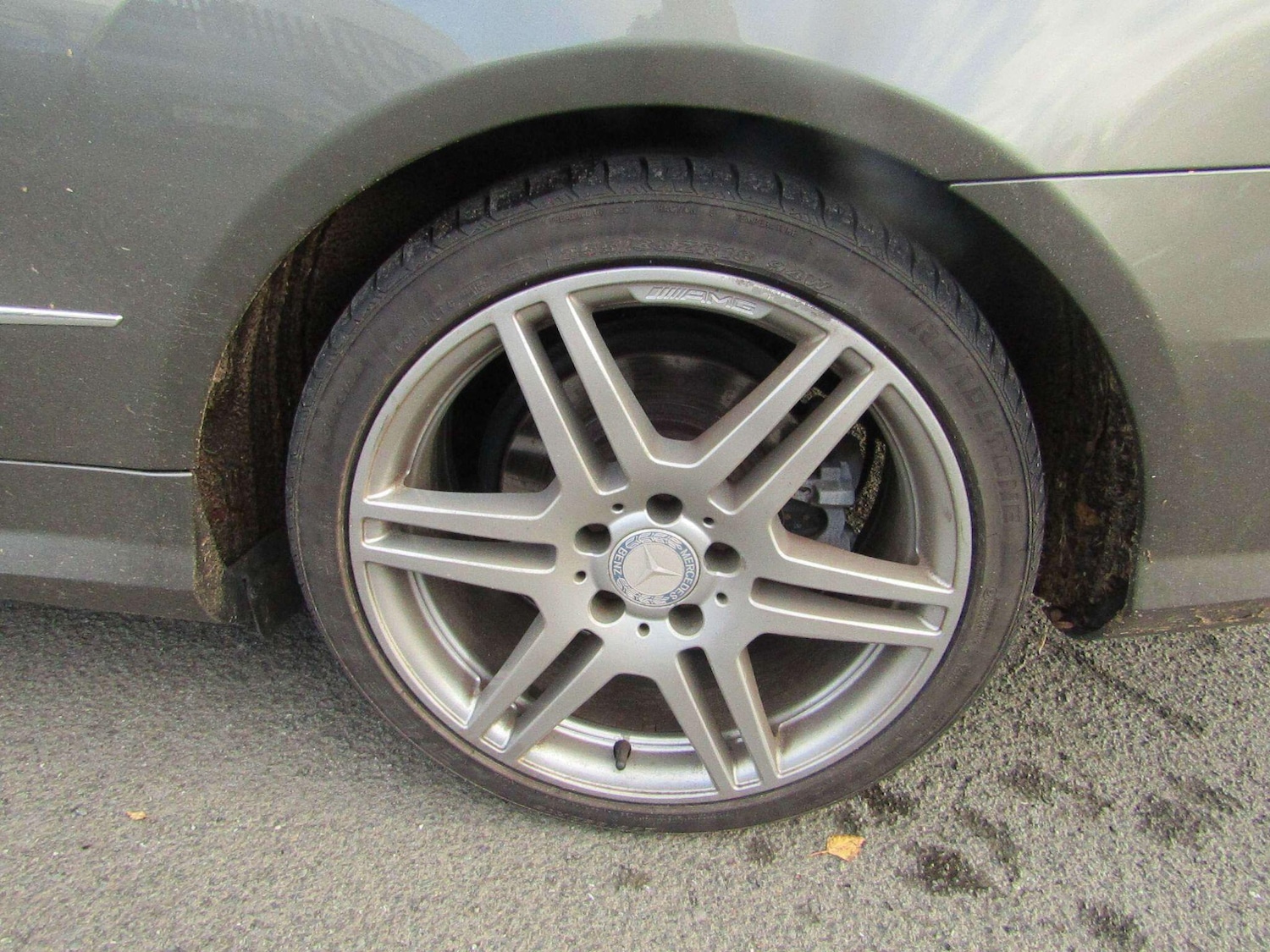 Used Mercedes-Benz E Class 2011 for sale - 76913888: Photo 10