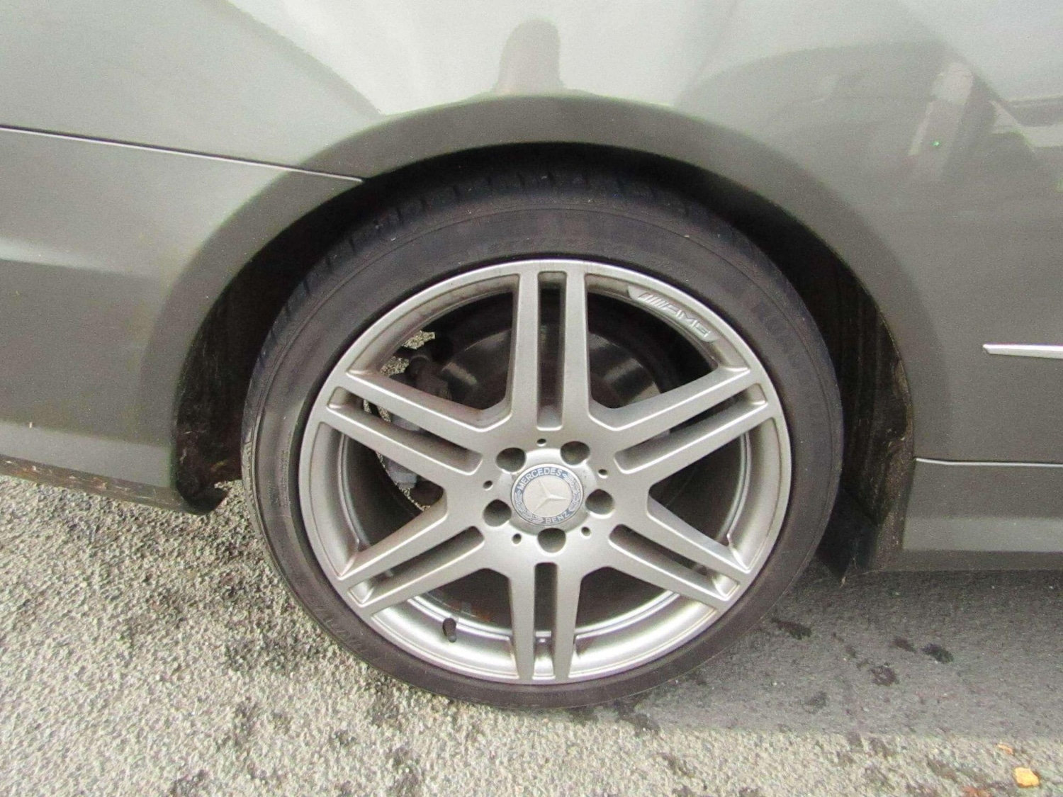 Used Mercedes-Benz E Class 2011 for sale - 76913888: Photo 13