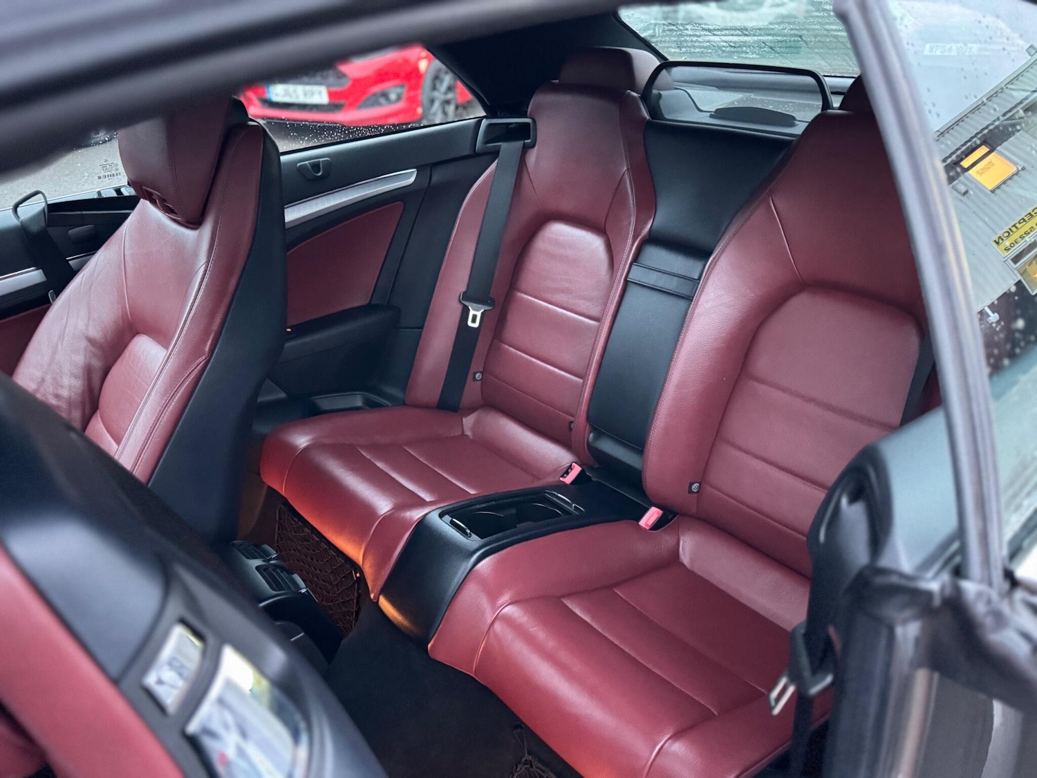 Used Mercedes-Benz E Class 2011 for sale - 76913888: Photo 24