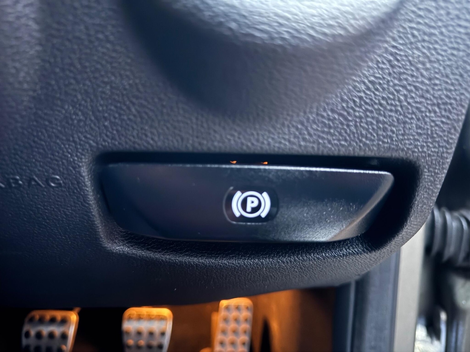 Used Mercedes-Benz E Class 2011 for sale - 76913888: Photo 28