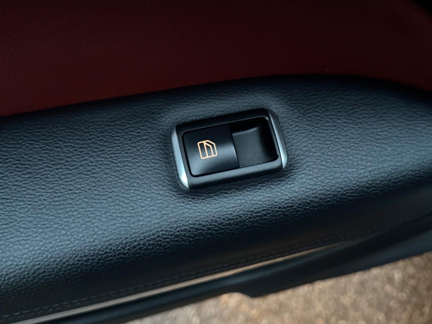 Used Mercedes-Benz E Class 2011 for sale - 76913888: Photo 33