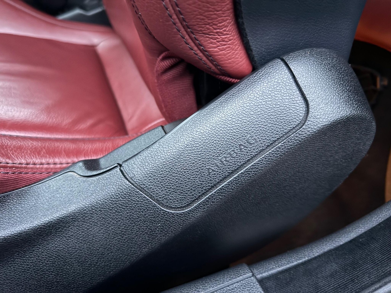 Used Mercedes-Benz E Class 2011 for sale - 76913888: Photo 35