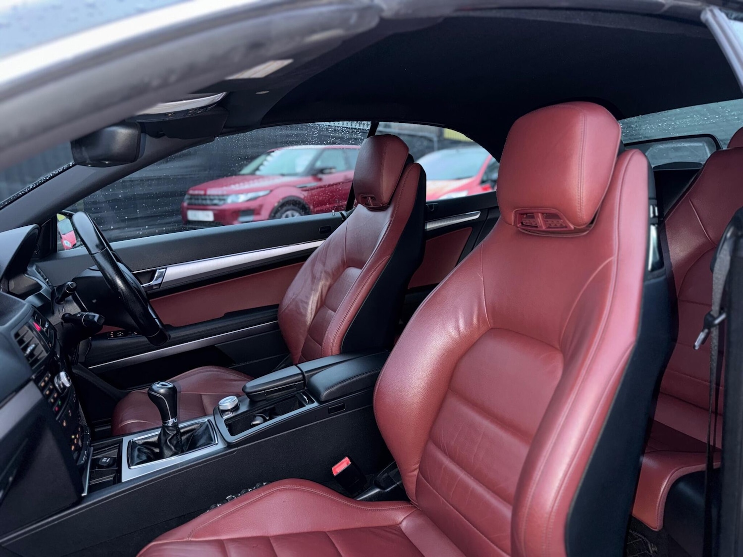 Used Mercedes-Benz E Class 2011 for sale - 76913888: Photo 46