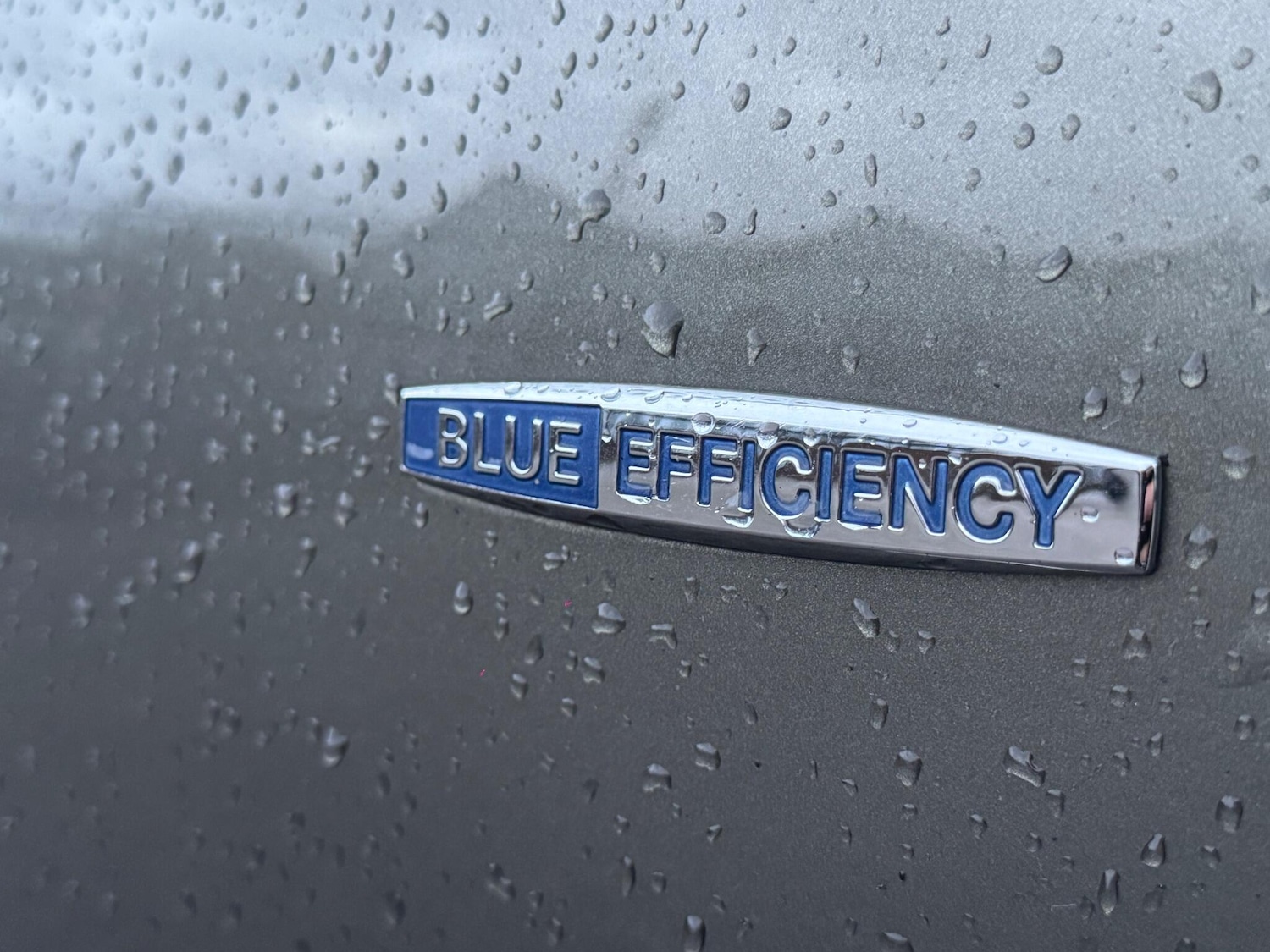 Used Mercedes-Benz E Class 2011 for sale - 76913888: Photo 61