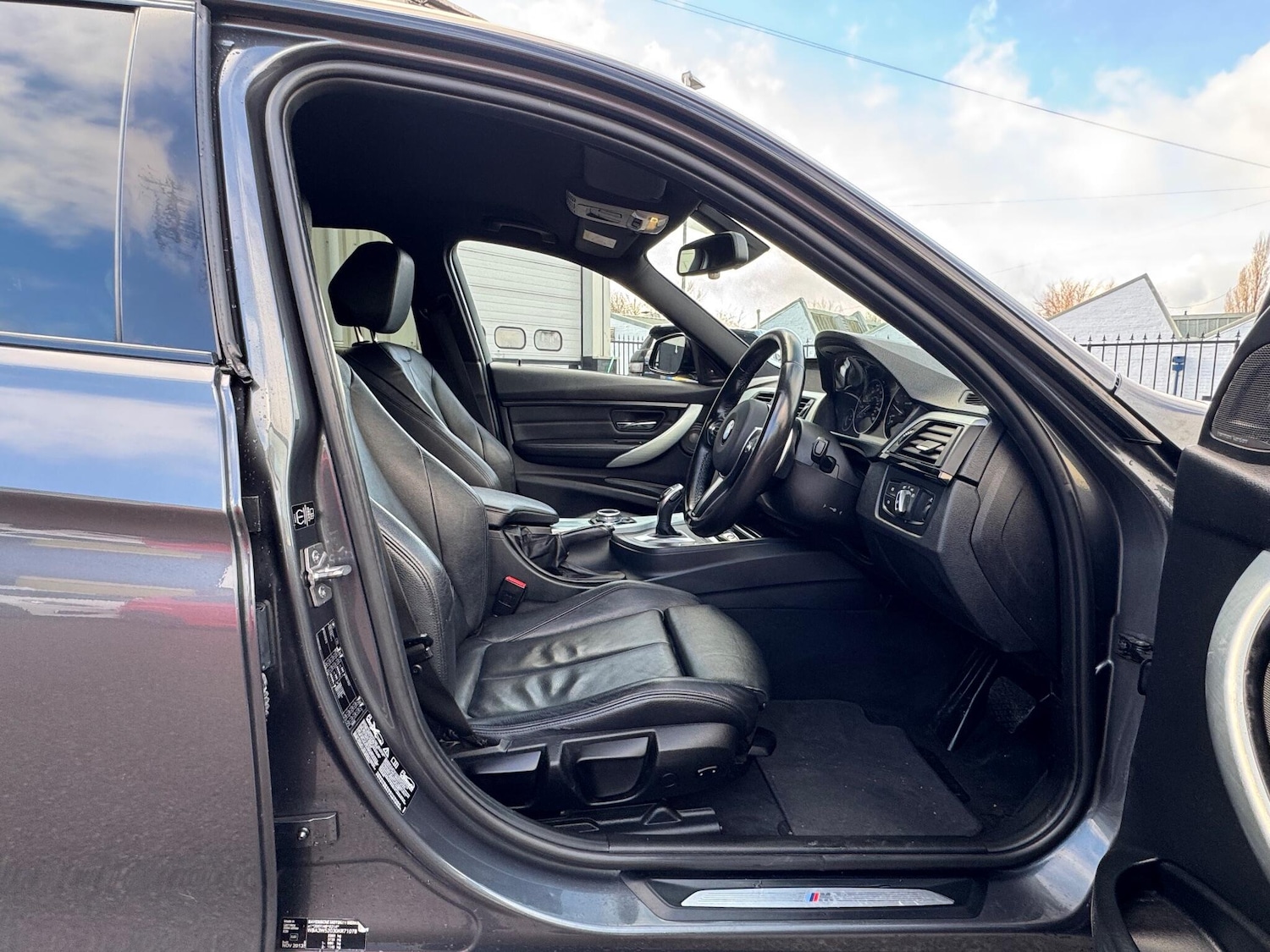 Used BMW 3 Series 2014 for sale - 76667353: Photo 48